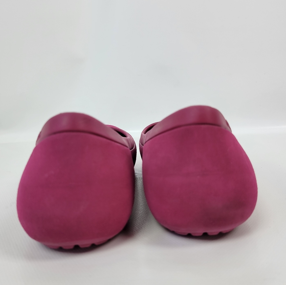 Crocs Flats Soft Lined Lightweight Comfortable - image 6